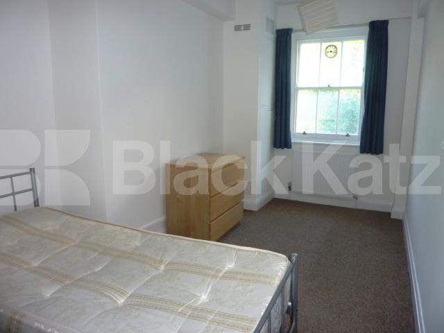 			NEW INSTRUCTION!, 2 Bedroom, 1 bath, 1 reception Flat			 Chalton Street, EUSTON / CAMDEN